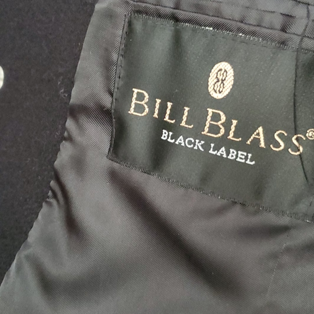 Winter Coat - image 3